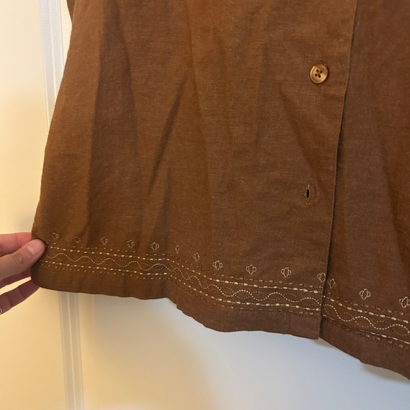 Linen Embroidered Shirt - Picture 4 of 5